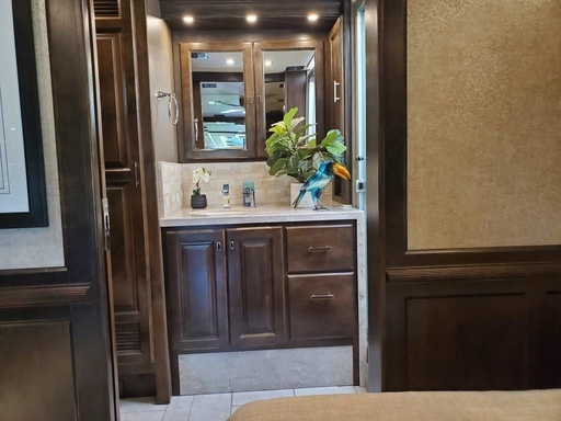 2019 Tiffin Motorhomes PHAETON 37BH Class A Motorhome for rent in Aguanga, CA