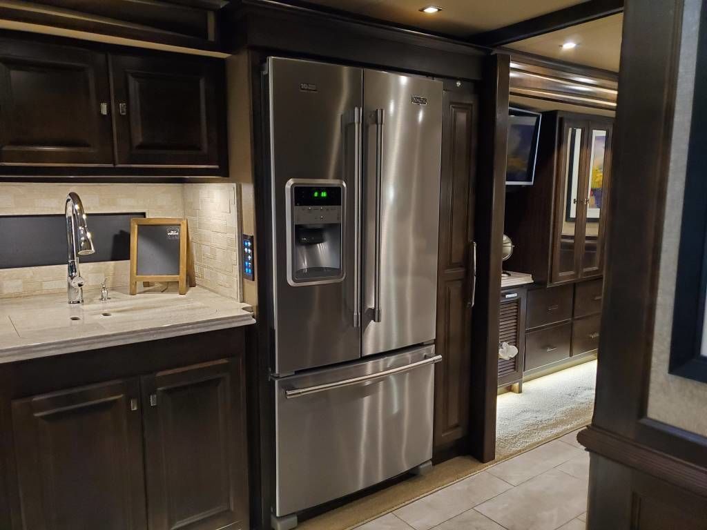 Photo 26 - 2019 Tiffin Motorhomes Class A Motorhome rental photo 28