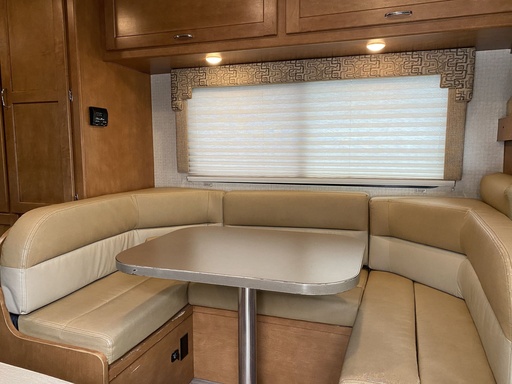 2017 Winnebago Minnie Winnie 22r Class C Motorhome for rent in Eagle Creek, OR