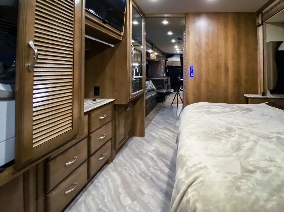 Photo 3 - 2020 Fleetwood Class A Motorhome rental photo 5