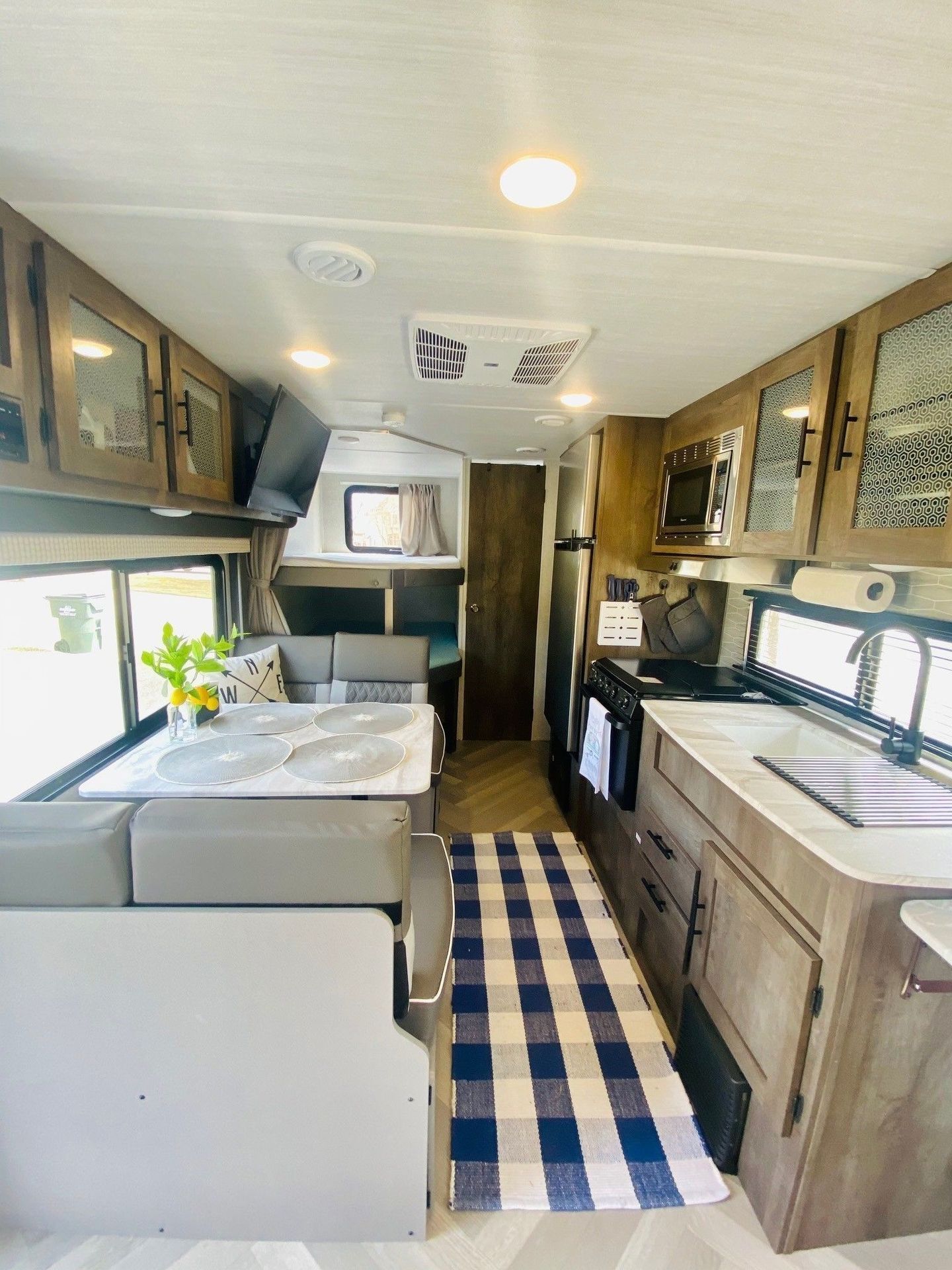 Photo 7 - 2021 Forest River Travel Trailer rental photo 9