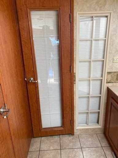 2006 Damon Damon Intruder Class A Motorhome for rent in Crosby, TX