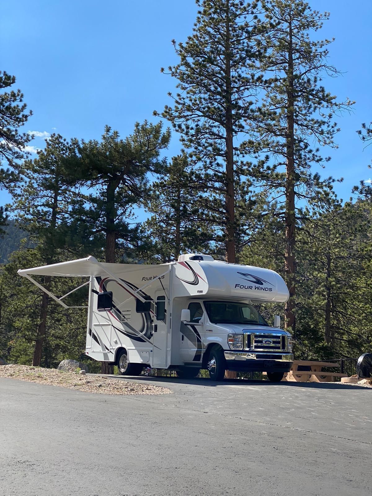 Photo 7 - 2021 Thor Motor Coach Class C Motorhome rental photo 9