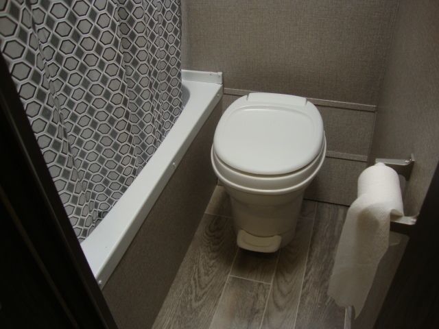 Photo 9 - 2021 Jayco Travel Trailer rental photo 11