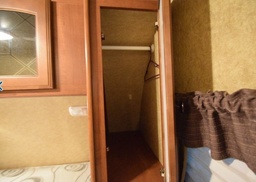 Photo 22 thumbnail 24