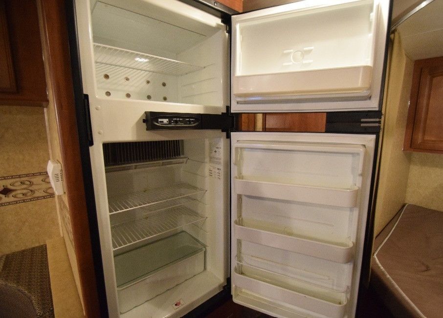 Photo 29 - 2012 Heartland Travel Trailer rental photo 31