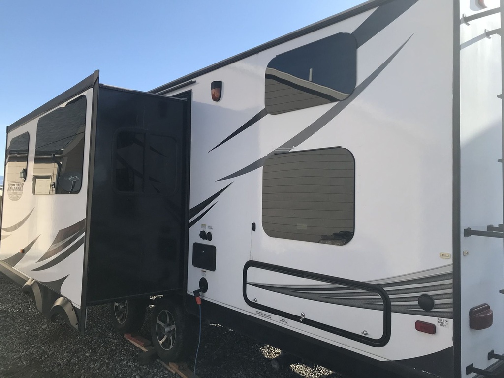 Photo 2 - 2017 Jayco White Hawk Travel Trailer rental photo 4