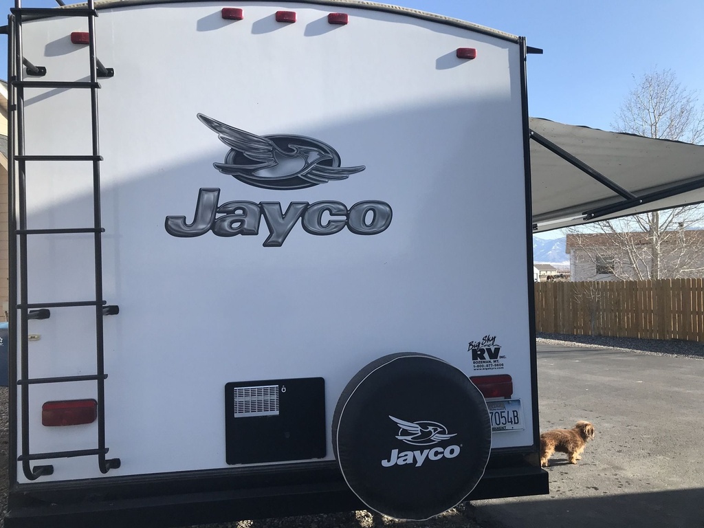 Photo 8 - 2017 Jayco White Hawk Travel Trailer rental photo 10
