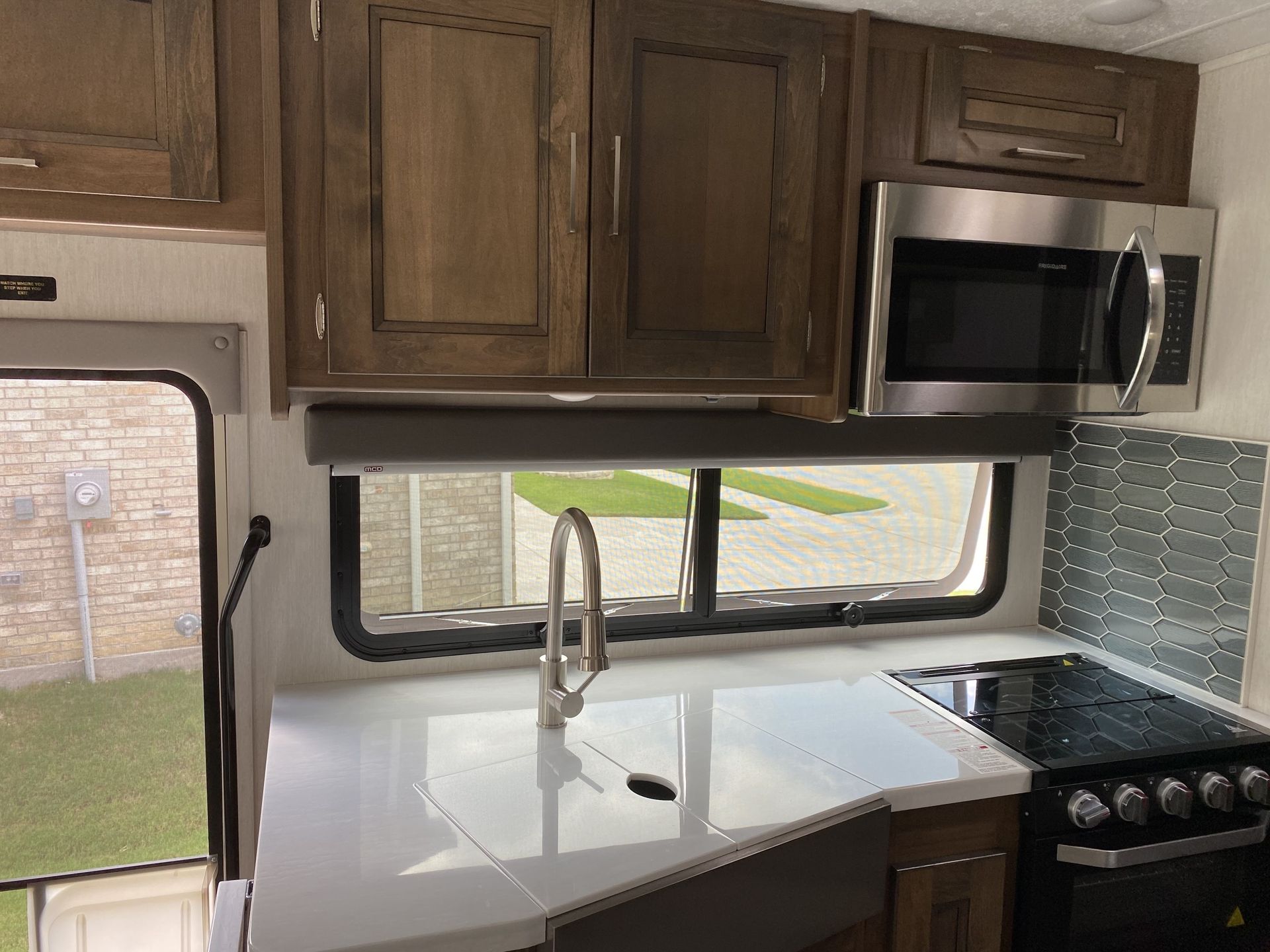 Photo 23 - 2021 Coachmen Class A Motorhome rental photo 25
