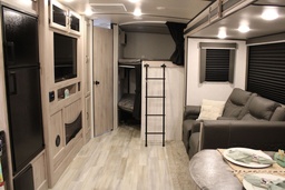 Photo 4 thumbnail 6