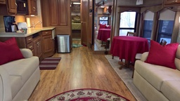 Photo 4 thumbnail 6