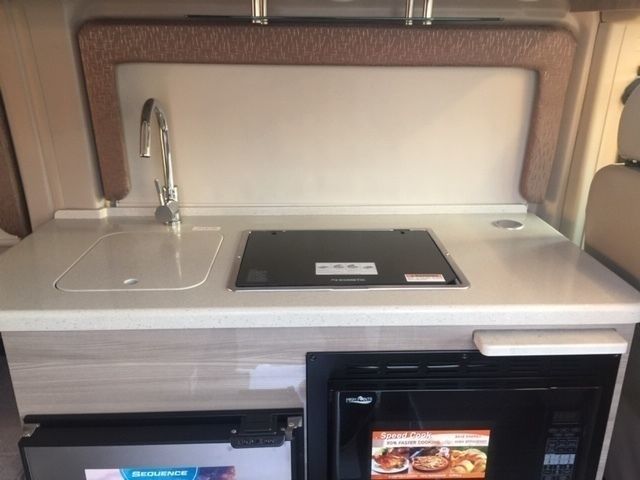 Photo 31 - 2021 Thor Motor Coach Class B Motorhome rental photo 33