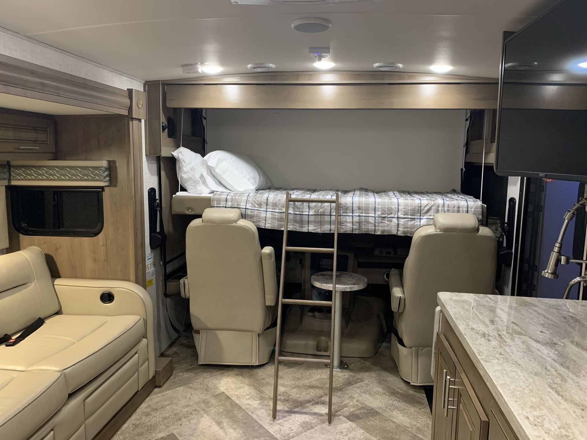 Photo 8 - 2019 Forest River Class A Motorhome rental photo 10