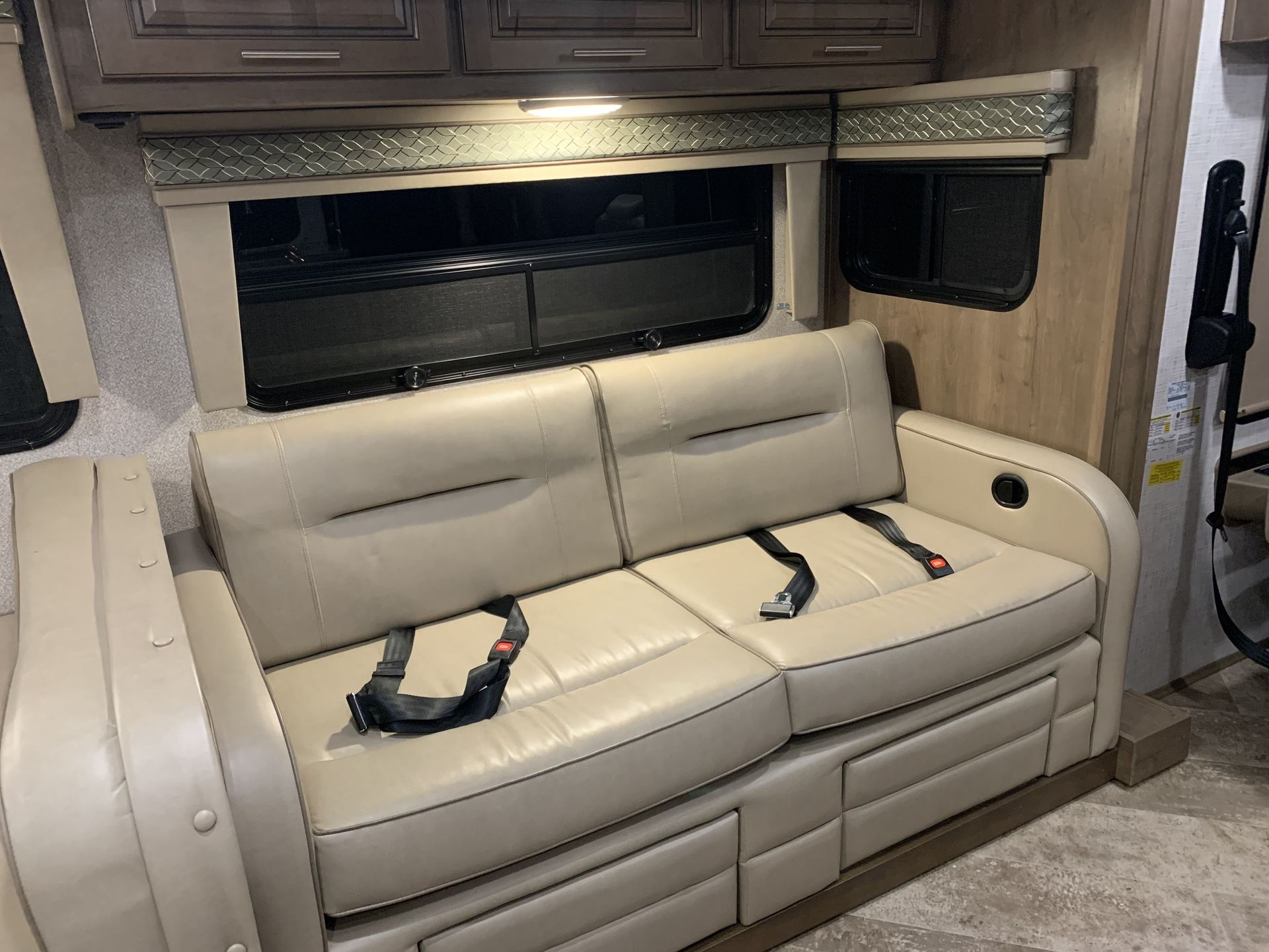 Photo 12 - 2019 Forest River Class A Motorhome rental photo 14