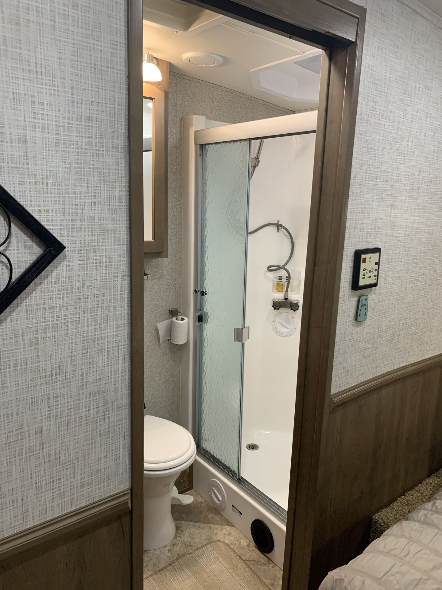 Photo 17 - 2019 Forest River Class A Motorhome rental photo 19