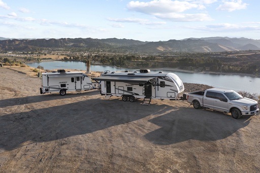 2021 Crossroads sunset Trail 188BH Travel Trailer for rent in Santa Clarita, CA