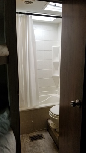 2019 Gulfstream Innsbruck 275 FBG Travel Trailer for rent in Brewer, ME