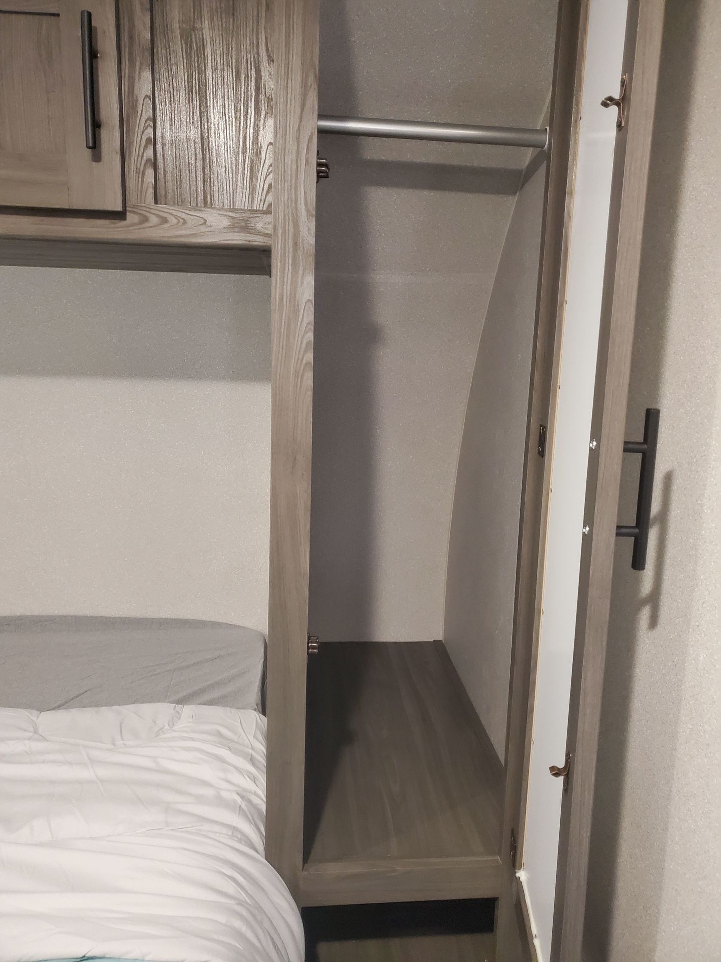 Photo 18 - 2021 Shasta Travel Trailer rental photo 20