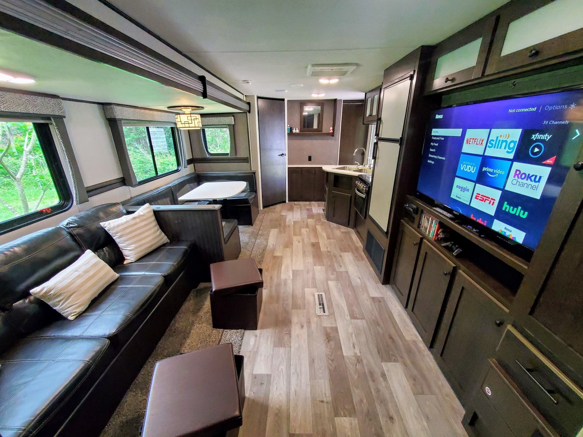 Photo 17 - 2020 Pioneer Travel Trailer rental photo 19