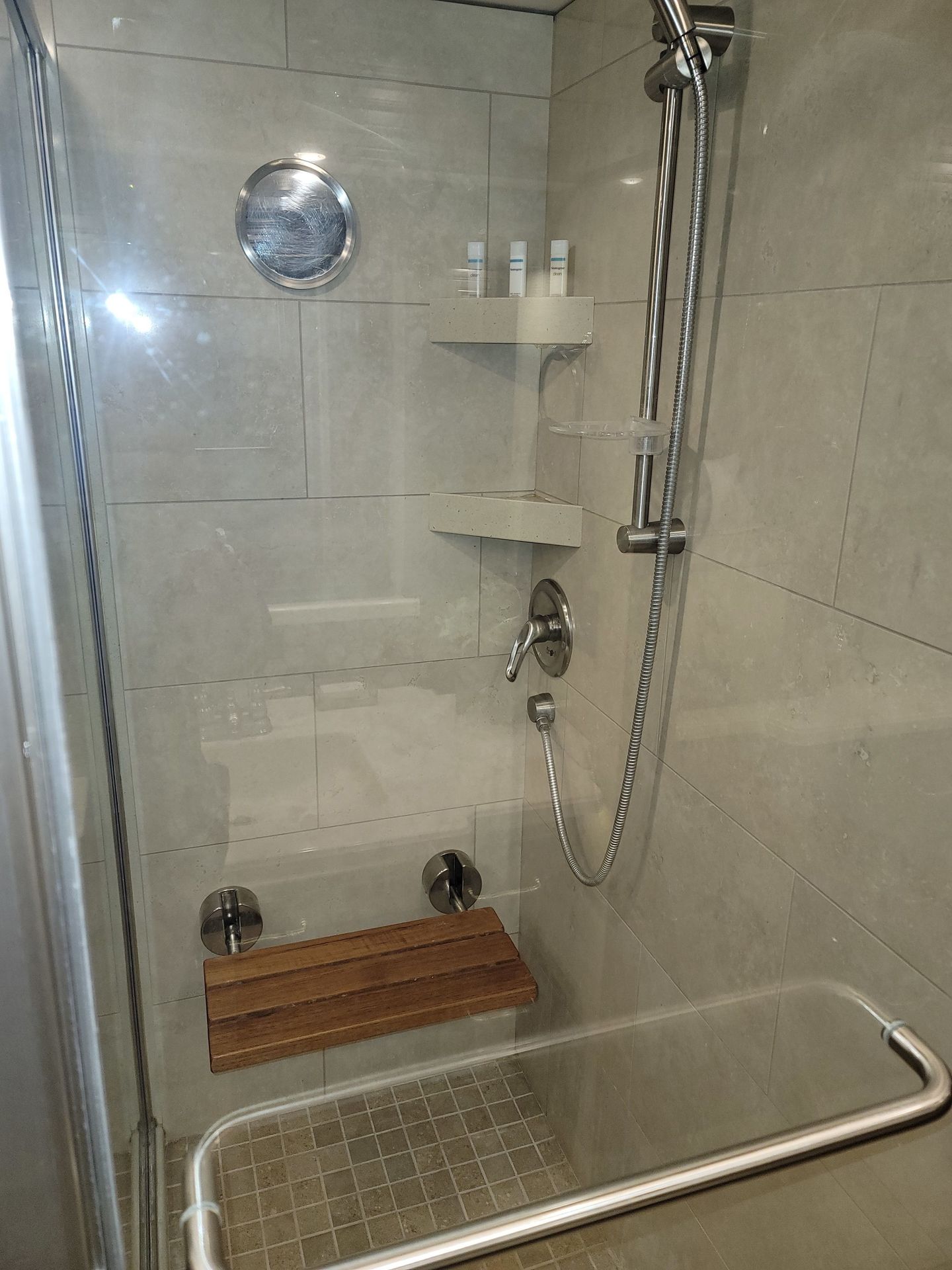 Photo 13 - 2019 Monaco Class A Motorhome rental photo 15