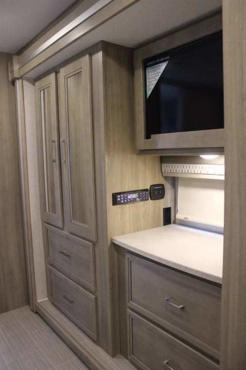 Photo 7 - 2019 Coachmen Class A Motorhome rental photo 9