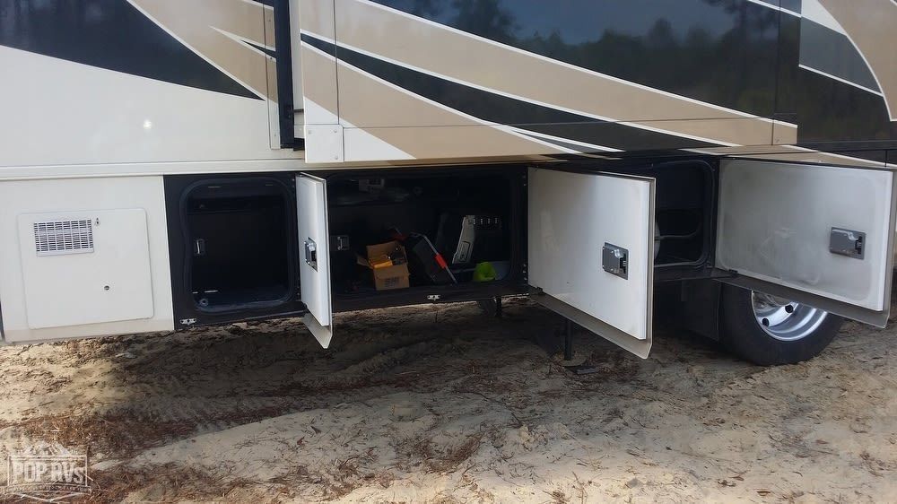 Photo 17 - 2019 Coachmen Class A Motorhome rental photo 19