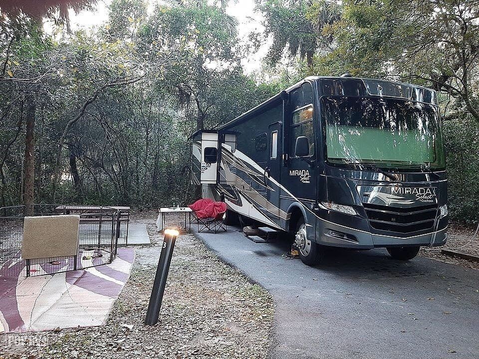 Photo 23 - 2019 Coachmen Class A Motorhome rental photo 25
