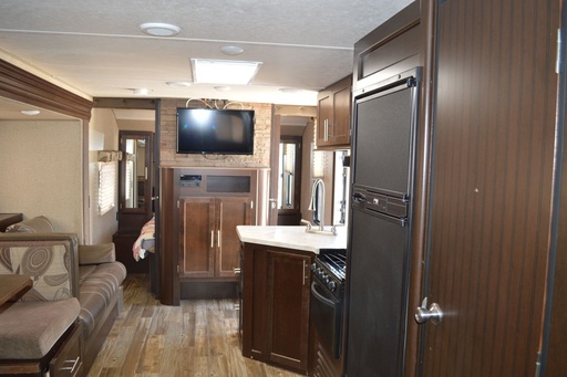 2017 Forest River GREY WOLF 27DBS Travel Trailer for rent in Princeton, TX
