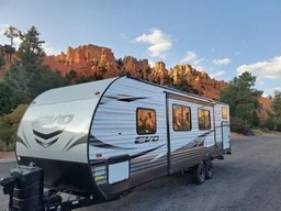 Travel Trailer main photo thumbnail