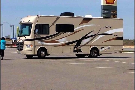 2015 Thor Ace 27.1 Class A Motorhome for rent in Sutherlin, OR