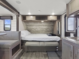 Travel Trailer main photo thumbnail