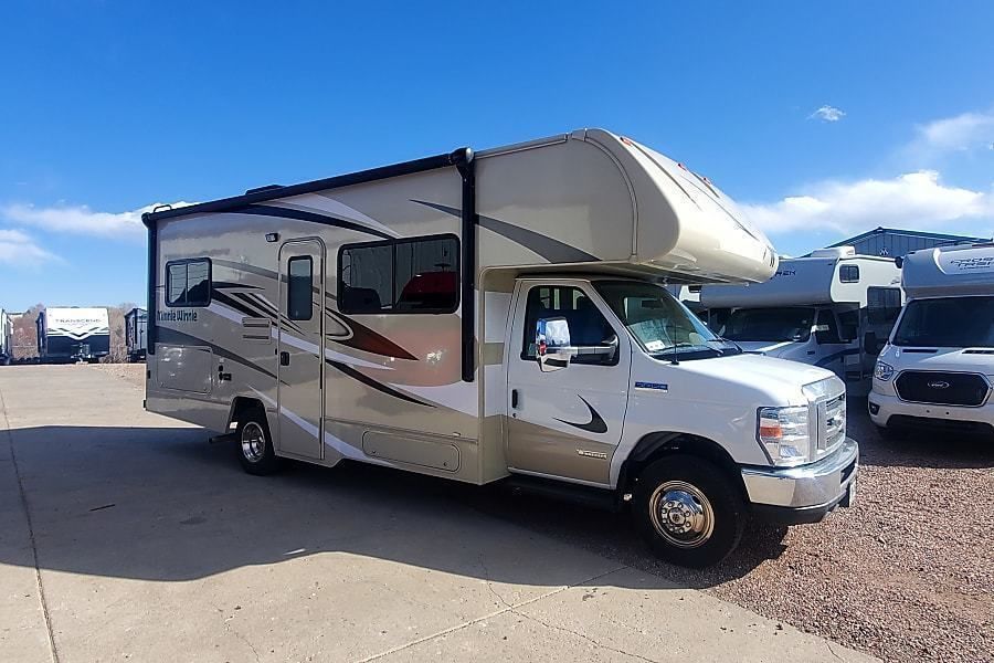 2021 Winnebago Minnie Winnie Class C Motorhome for rent in Colorado Springs, CO - RVnGO