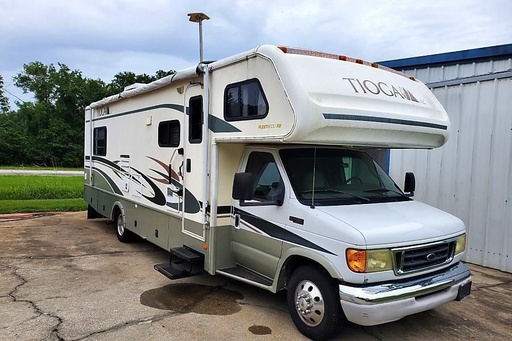2004 Fleetwood Tioga Sl