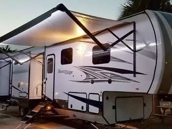 2019 Highland Ridge 427BHS Bunkhouse Fifth Wheel for rent in Bernalillo, NM