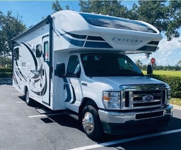 Class C Motorhome main photo thumbnail