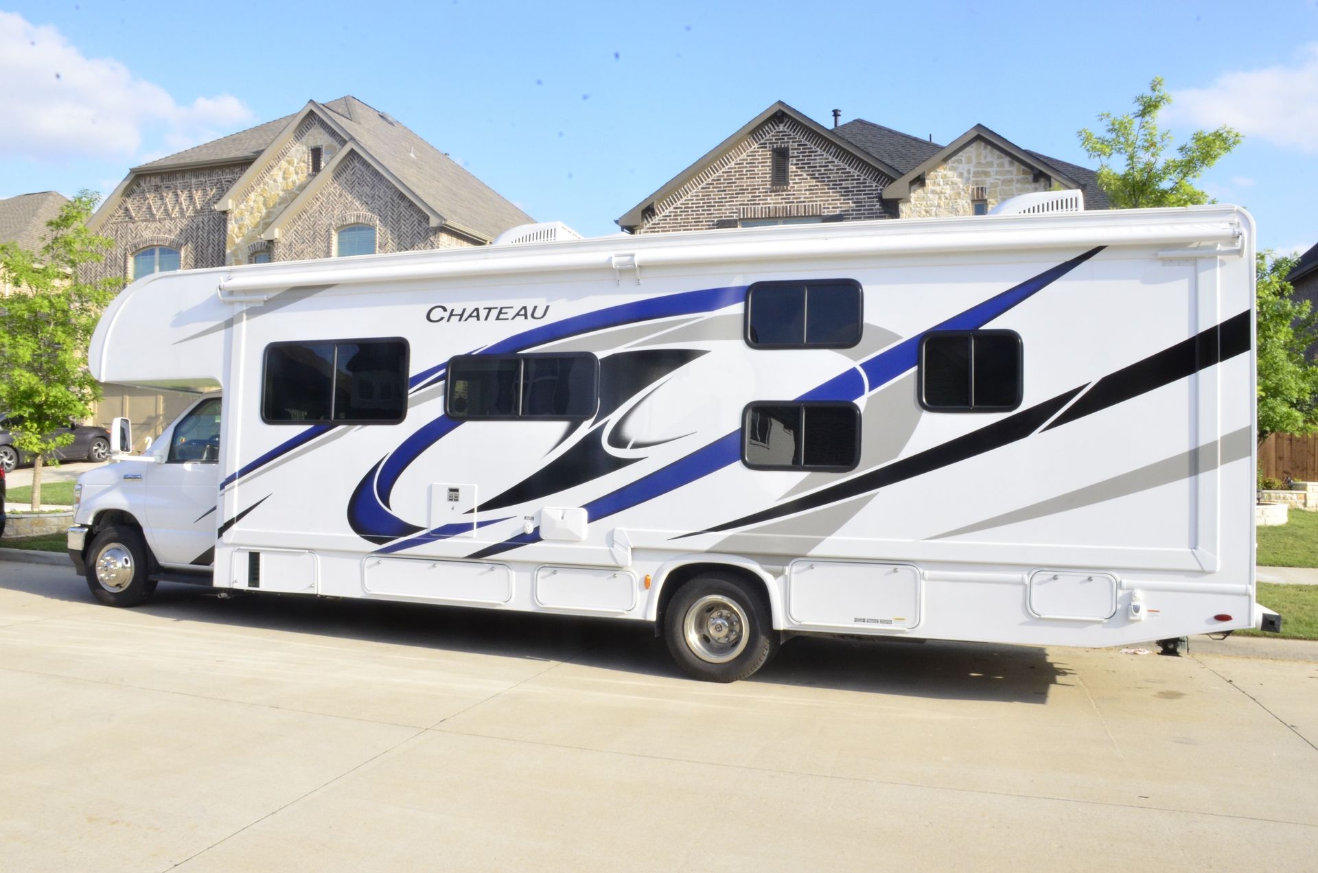 2021 Thor Motor Coach Chateau Class C Motorhome for rent in Frisco, TX - RVnGO
