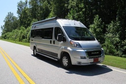Class B Motorhome main photo thumbnail