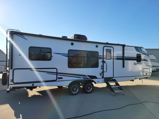 Glamp in style