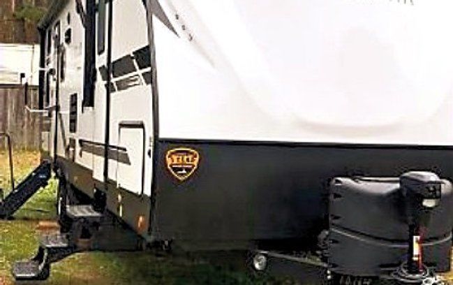 2021 Dutchmen Kodiak Ultra Lite Travel Trailer for rent in Benton, AR - RVnGO