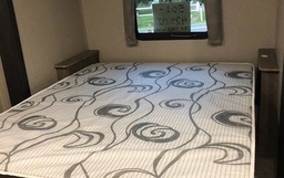 Travel Trailer main photo thumbnail