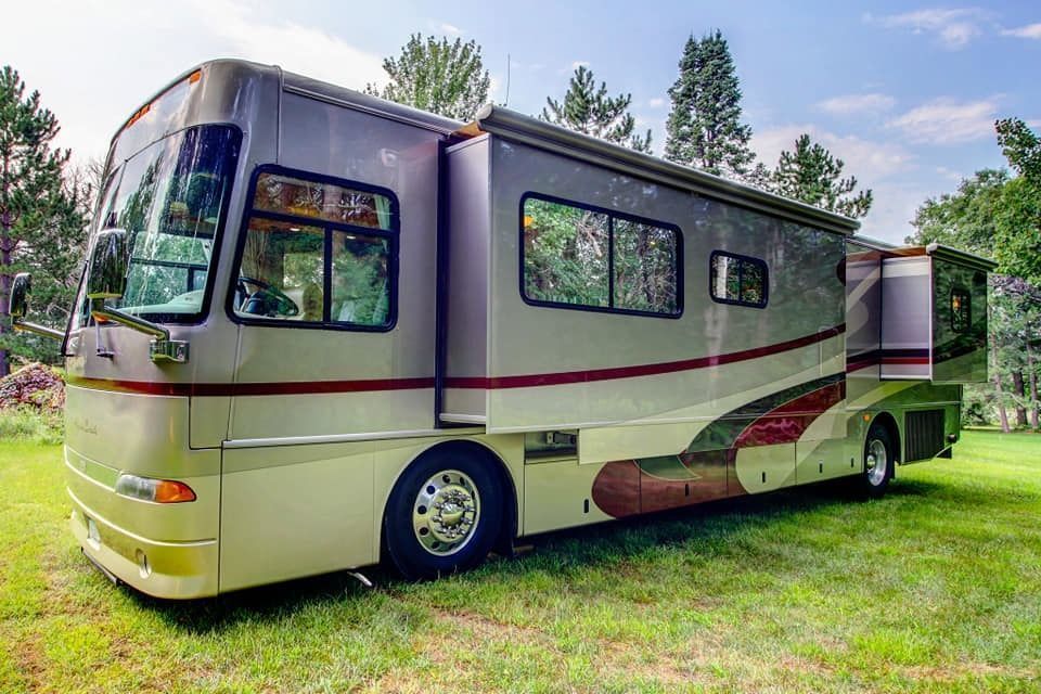 2007 Alpine Limited Class A Motorhome for rent in Pequot Lakes, MN - RVnGO