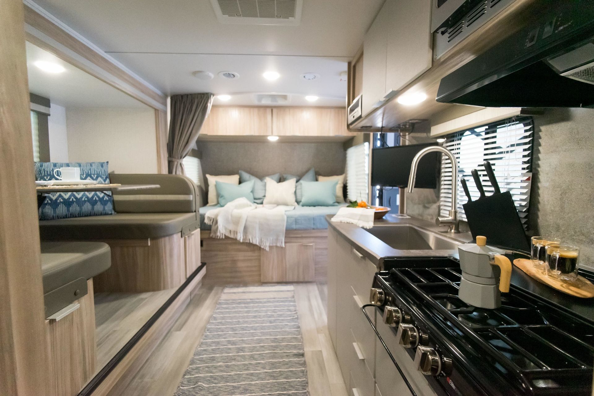 2021 Winnebago Micro Minnie 2100BH Travel Trailer for rent in Fort Lauderdale, FL - RVnGO