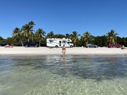Class C Motorhome main photo thumbnail