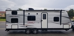 Class C Motorhome main photo thumbnail
