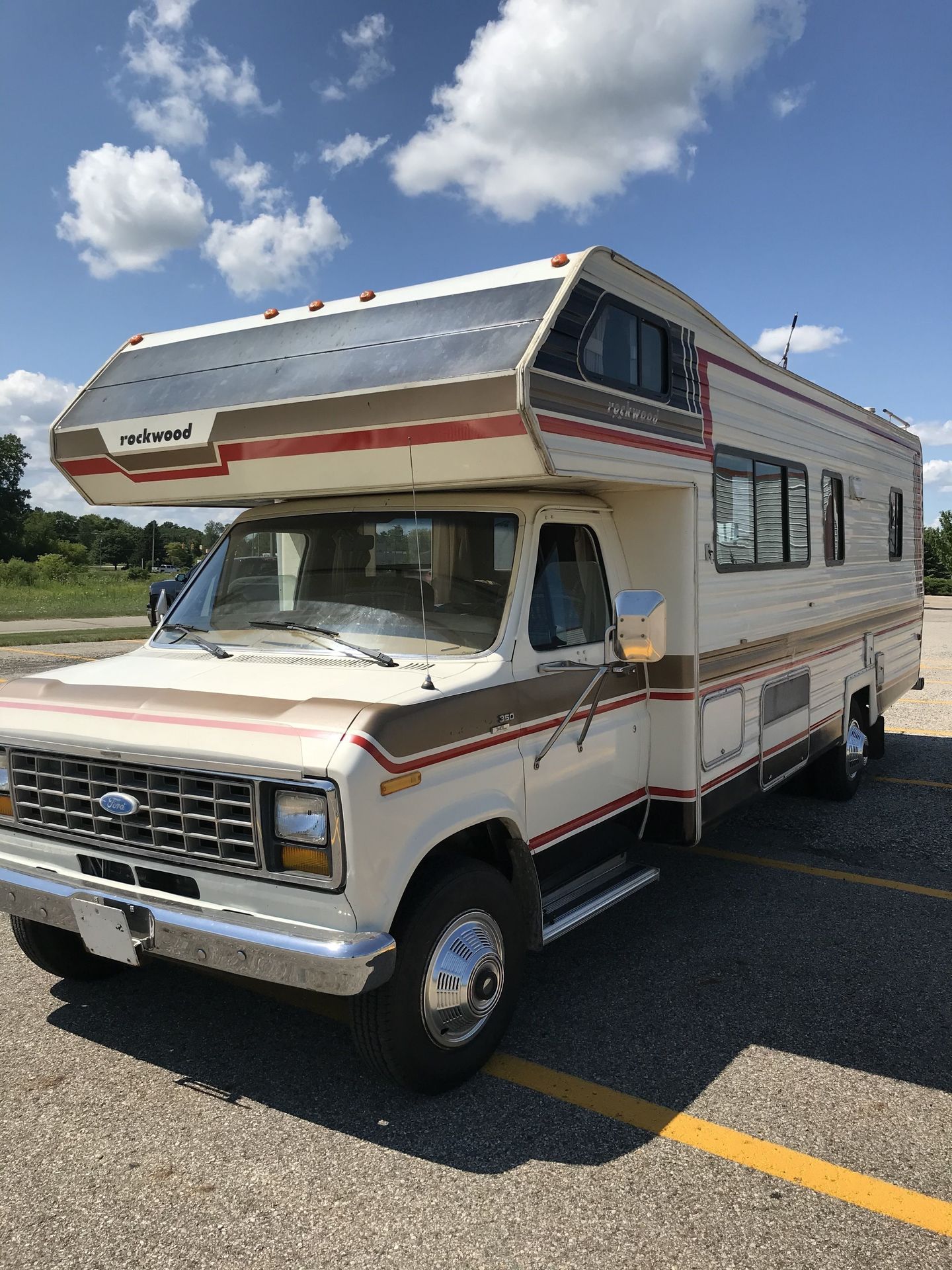 1984 Ford Rockwood Class C Motorhome for rent in Caledonia, MI - RVnGO