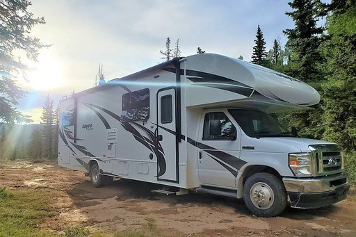 "The Teton" 2021 Jayco Redhawk