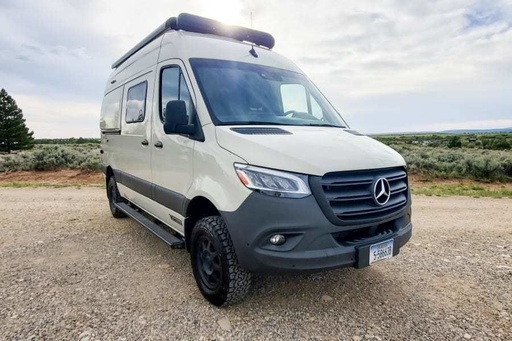 2020 Mercedes-Benz Sprinter, Winnebago Revel 4x4