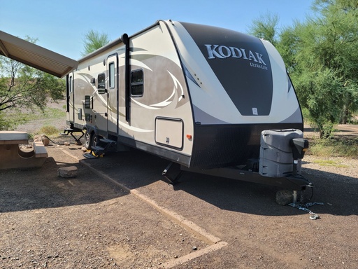 2017 Dutchmen Kodiak Ultimate Ultra-Lite 295THBS Travel Trailer for rent in Glendale, AZ
