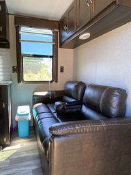 Travel Trailer main photo thumbnail