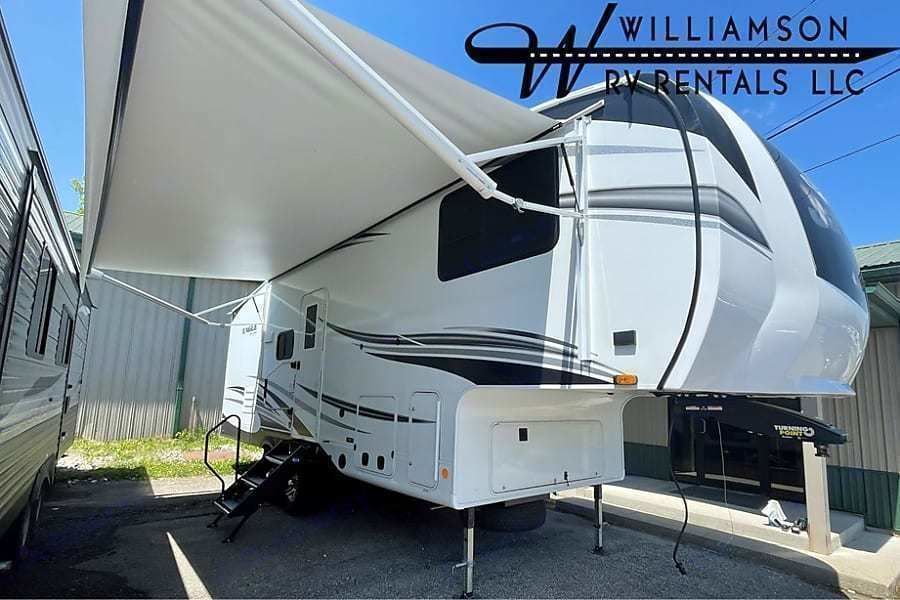 2022 Jayco Eagle 355 MBQS Fifth Wheel for rent in Seymour, IN - RVnGO